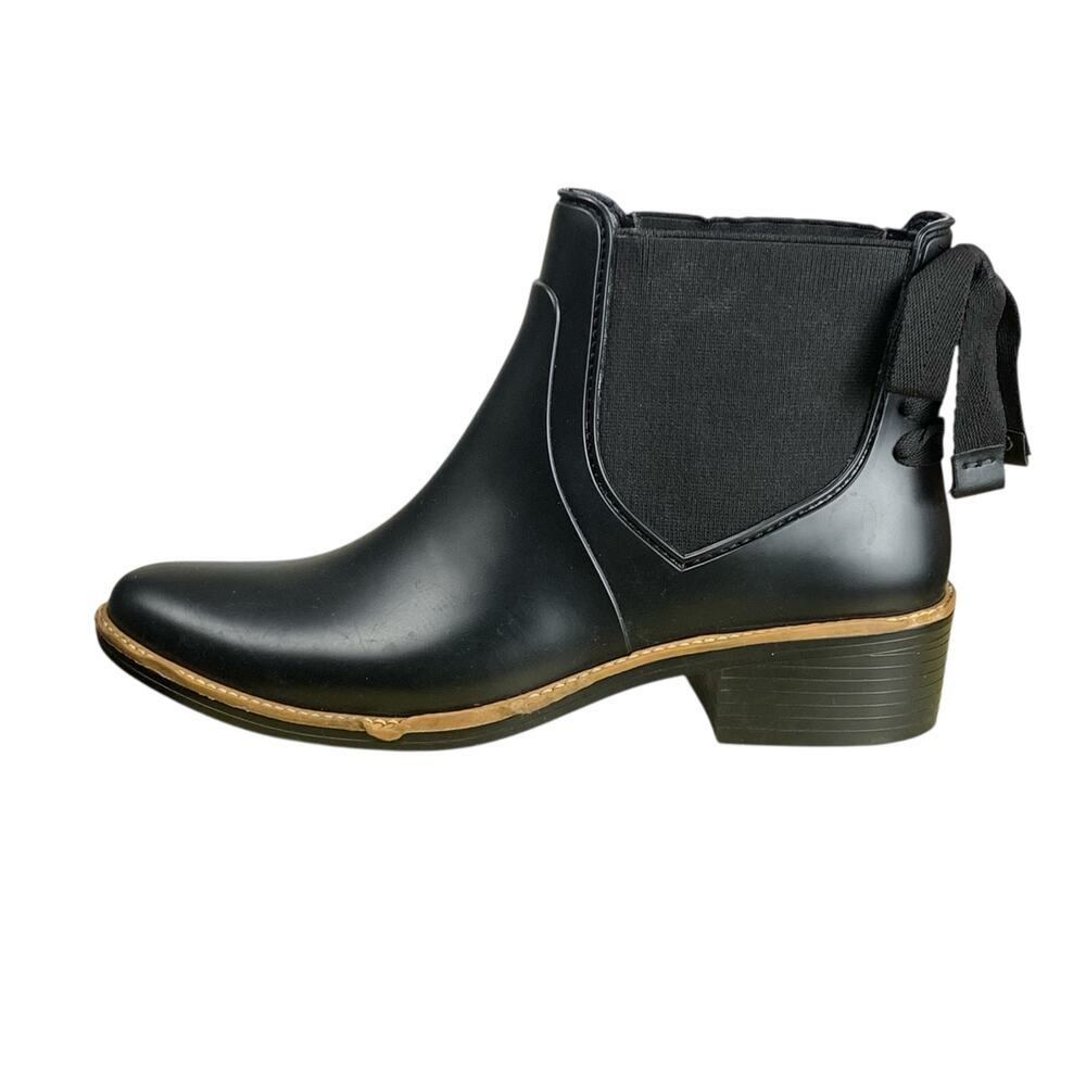 Bernardo Paxton Chelsea Rain Boot Black Womens Size 9 Utility Romantic Goth